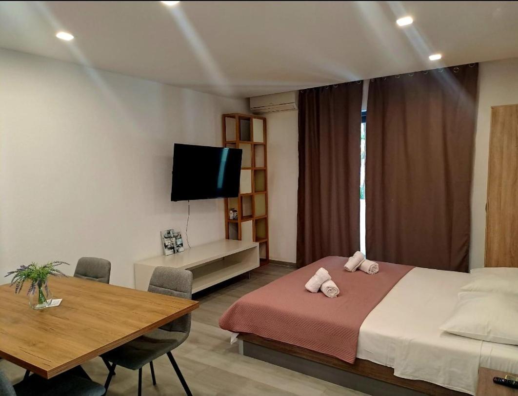 Apartmani Ivica Martić Duće Exterior foto